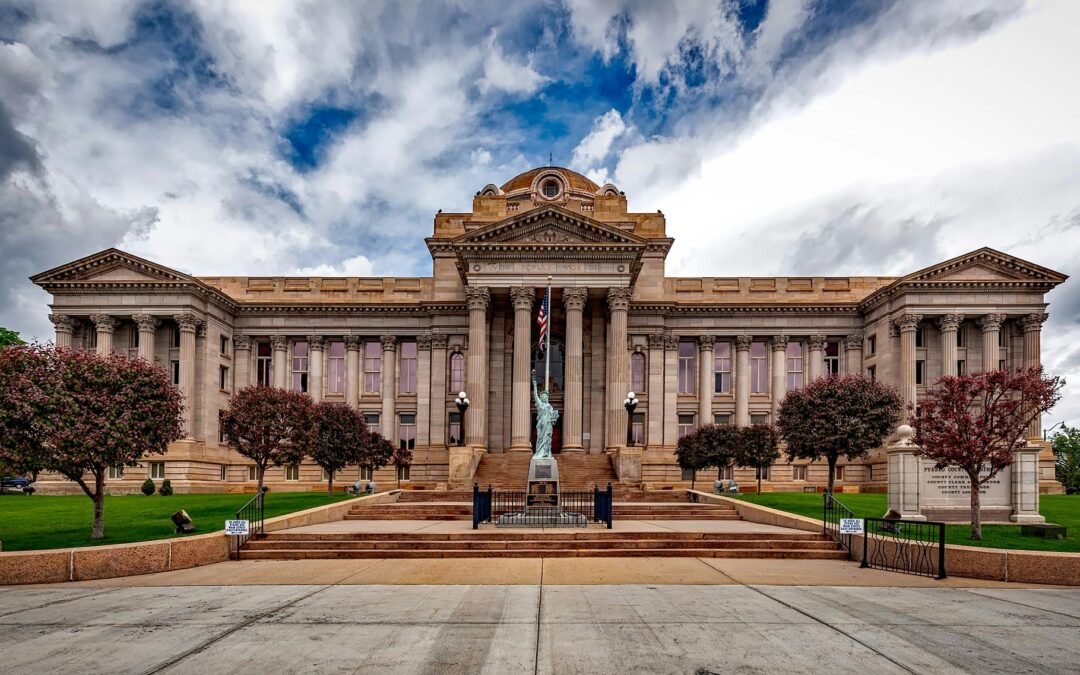 How To Choose The Right People Criminal Defense Lawyer